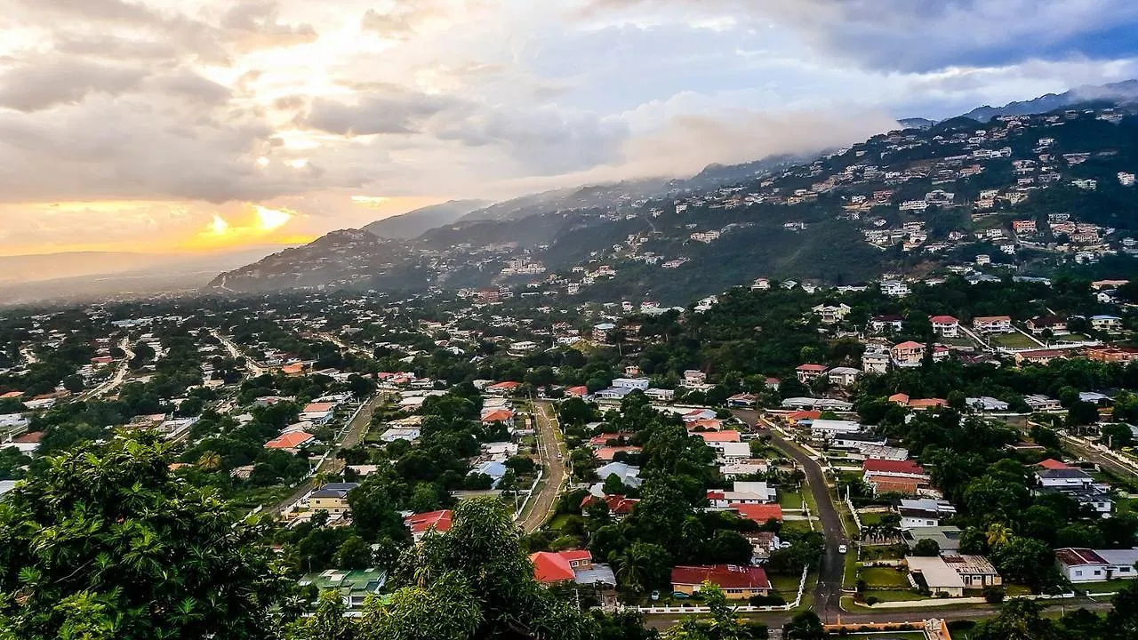 Appartement Above The City Lights Kingston Jamaïque